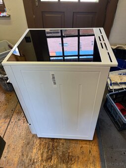 Elektricky sporák Mora - 2