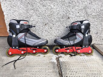 Kolieskove korcule Roces - 2