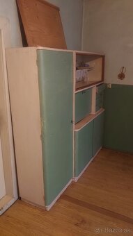 Starý kredenc , skriňa , + 2ks skriniek - 2