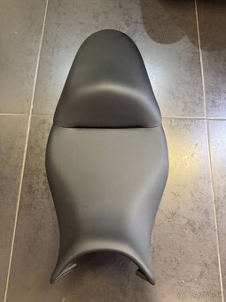 Sedačka na Kawasaki Versys 650 - 2