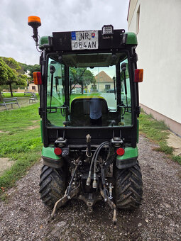 Predám Traktor John Deere 1026R - 2