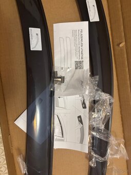 Deflektory na predné okná - 2