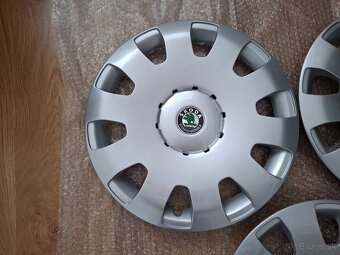 Puklice Škoda R15 3 KUSY - 2
