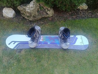 Predám detský snowboard 130 CM - 2
