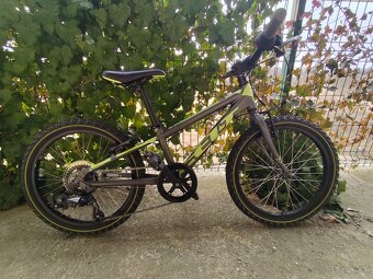 Bicykel Felt - 2