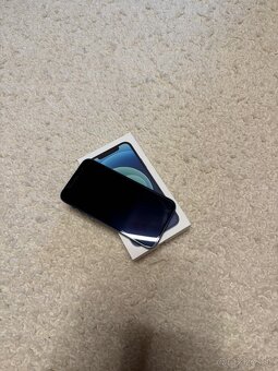 Iphone 12 128GB + 9 obalov - 2