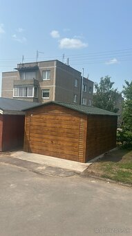 Plechová garáž 3,5 × 5 m – so sedlovou strechou a kompletnou - 2