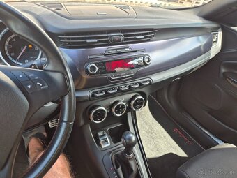 Predám Alfa Romeo Giulieta - 2