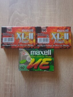 Maxell - 2