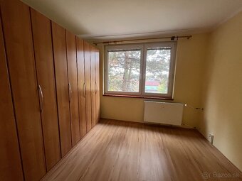 Znížená cena 3 izbového bytu v tichej lokalite - 2