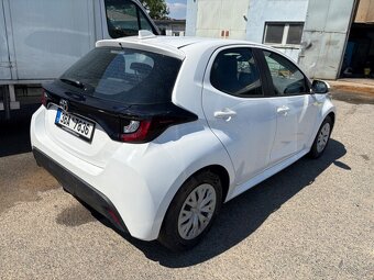 Toyota Yaris , 30tis km , rok 2023 - 2