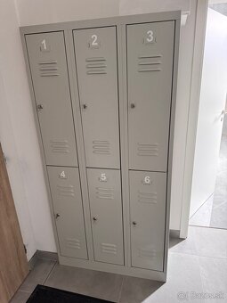 Kovová šatňová skriňa CAMPUS - 2