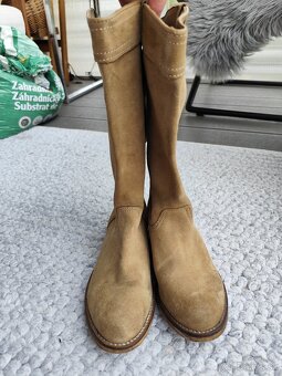 Dámske.kozene čižmy značka Lewis veľkosť 39 - 2