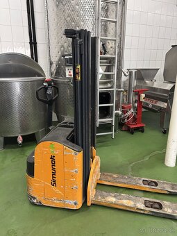 Ručne vedený el.vysokozdvižný vozík - 2