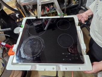 predam indukcnu varnu dosku whirpool - 2