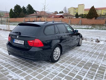 BMW 318i e91 2008 - 2