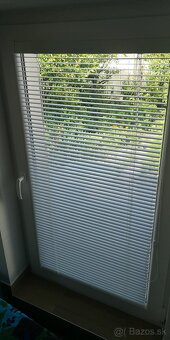 INTERIÉROVÉ ŽALÚZIE A SIEŤKY ROTI HMYZU AJ S MONTÁŽOU - 2