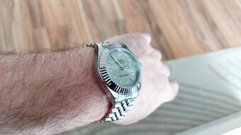 Rolex oyster perpetual date just strieborné - 2