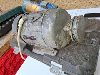 Elektromotor z pracky 1 - 2