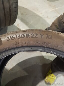 Predam letne pneu 275/35 R 22 a 315/30 R 22 - 2