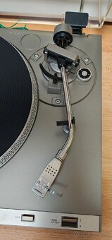 Gramofón HITACHI HT-354 - 2