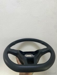 Zánovný volant VOLKSWAGEN POLO / GOLF 7 - 2