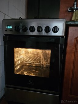 Plynový sporák - 2