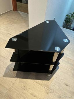 stolík pod TV - 2