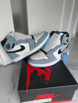 Air Jordan 1 High University Blue - 2