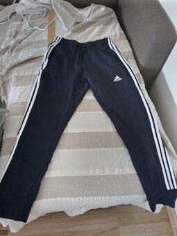 Tepláky rezervované - 2