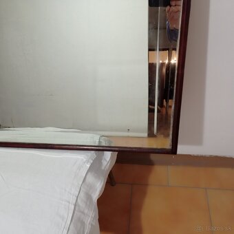 Starožiné fazetované zrkadlo v ráme 910 x 545 mm - 2