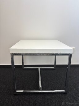 Konferenčný stolík biely, nerezový rám - položka 77 - 2