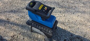 Drvič konárov Güde - 2