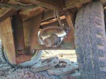 Vyklápacia vlecka - 2