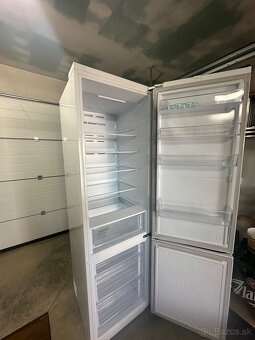 Chladnička Samsung RL38T600CWW - 2