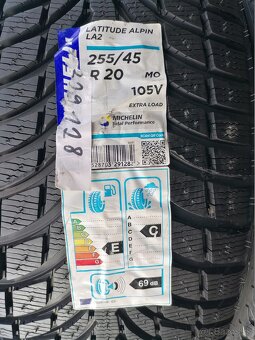 Zimné pneu=255/45 R20=MICHELIN=2ks=NOVÉ - 2