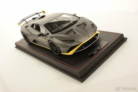 Lamborghini Huracán STO Grigio Titans | MR Collection 1/18 - 2