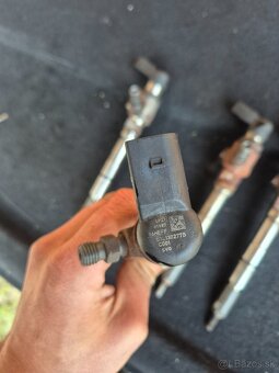 Predám vstrekovacie trisky pre 1.6tdi CAYC - 2