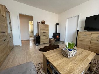 3-izbový byt 20 minút od NR s garážou a záhradou v cene - 2