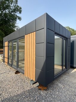 Obchodný kontajner 6m x 3m x 2.9m Skladom - 2