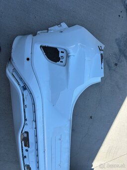 Predám zadný nárazník na Ford Puma ST - 2
