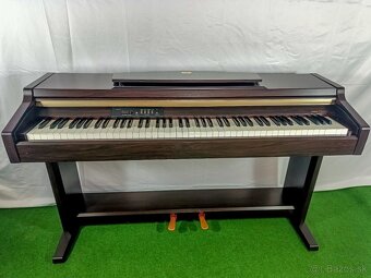 Yamaha ClavinovaCLP-920 „Už žiadne ladenie. Len hranie.“ - 2