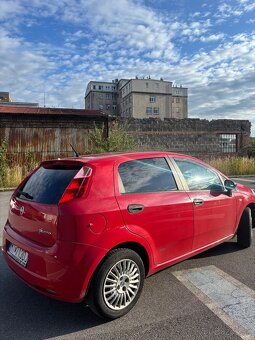 Fiat Punto 1.2 48kw r.v. 2008 benzín - 2