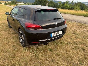Volkswagen Scirocco 1,4 tsi 90 kW rv 6/2011 - 2