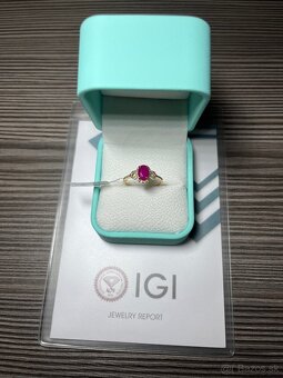 💍 Luxusný prsteň s prírodným rubínom a diamantmi - 2