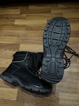 Zateplené vysoké pracovné topánky - 2