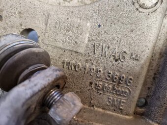 Nápravnica, škoda, audi - 2