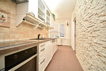 Útulný 3-izbový byt s loggiou v Lučenci so zariadením - 2