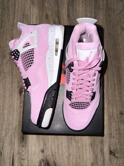 Air Jordan 4 orchids - 2