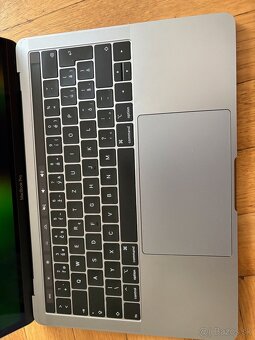 Predam apple macbook pro 13 A1502 (kupovany 2019) - 2